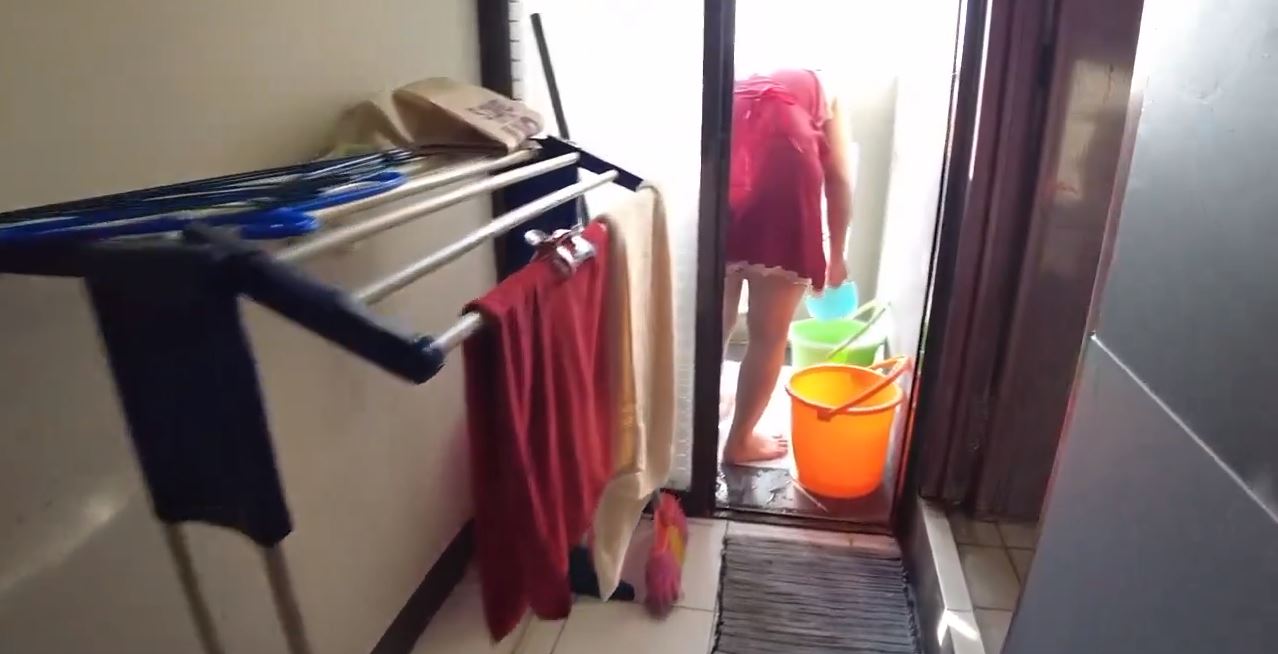 Indo Viral Tergiur Dengan Goyangan Tante ABG Remaja Sampai Rela Gade Surat Rumah